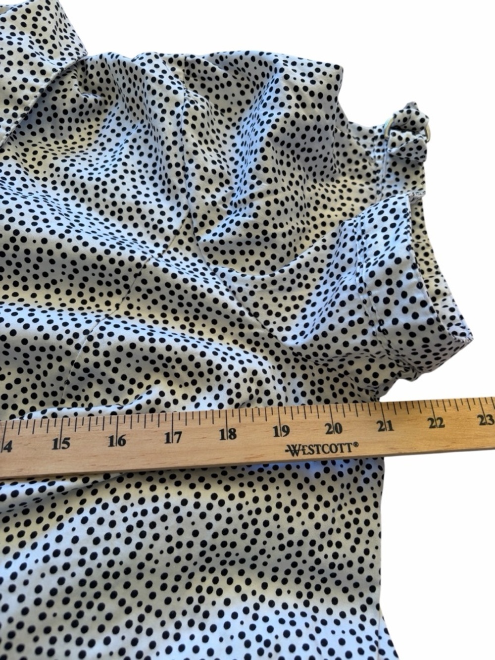 Lane Bryant short-sleeve button-down shirt-Size 18- Rusched Front - Picture 4 of 6